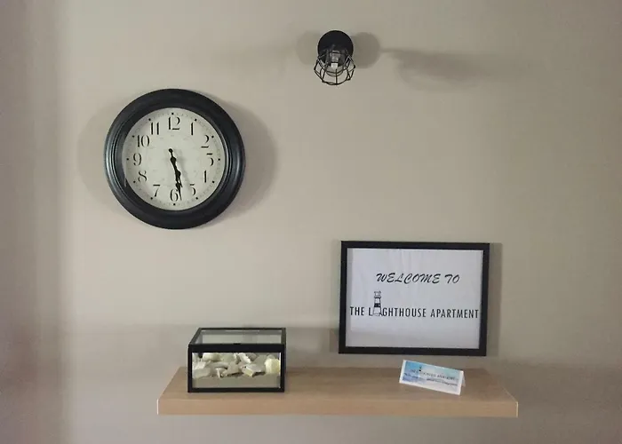 The Lighthouse Daire